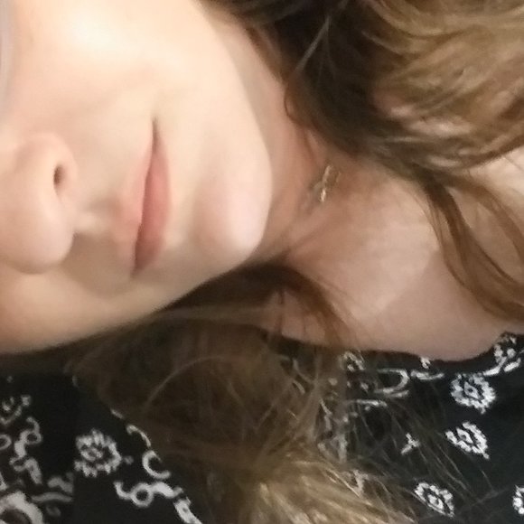 Meet your Posher, Celina - Picture 5 of 16